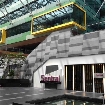 Skyline Nile Grey -viilupaneelit ulkopuolelta